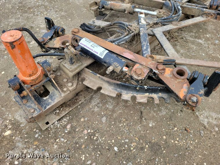 image for item EE0885 Plow attachment