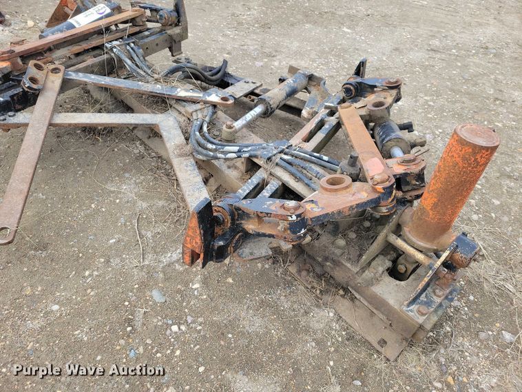 image for item EE0885 Plow attachment