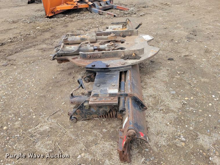 image for item EE0890 Monroe mid-mount plow