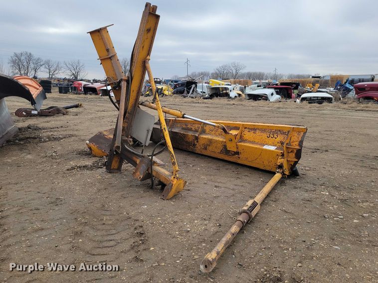 image for item EE0892 VWS RW12H motor grader wing