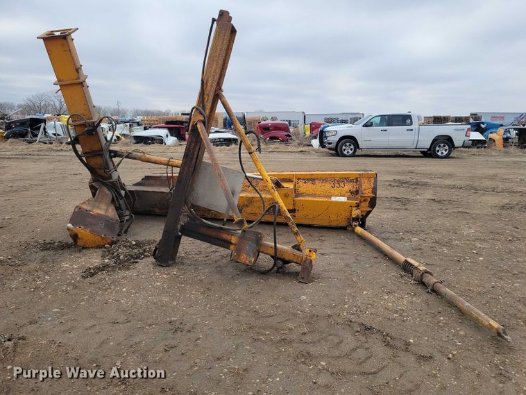 image for item EE0892 VWS RW12H motor grader wing