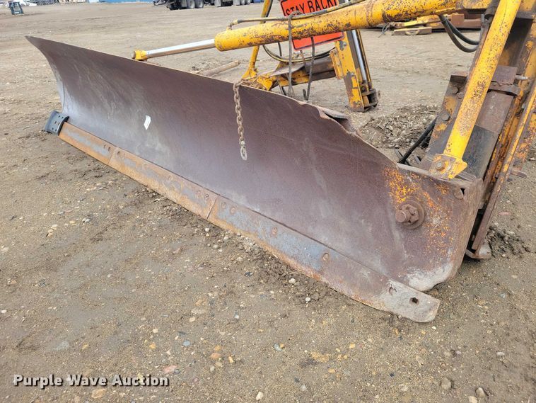 image for item EE0892 VWS RW12H motor grader wing