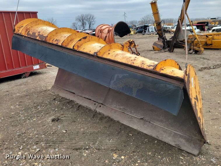 image for item EE0895 Universal snow plow