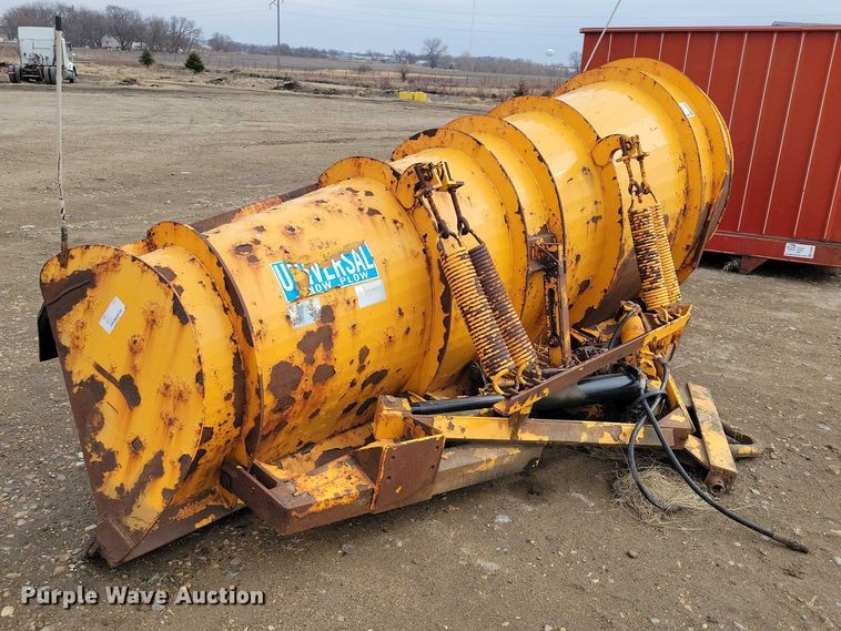 image for item EE0895 Universal snow plow