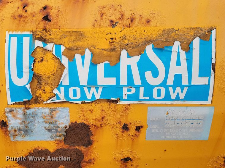 image for item EE0895 Universal snow plow