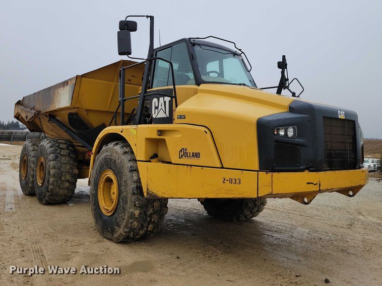 image for item EE0896 2015 Caterpillar 740B articulated haul truck
