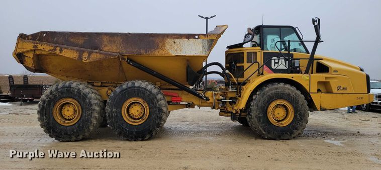 image for item EE0896 2015 Caterpillar 740B articulated haul truck