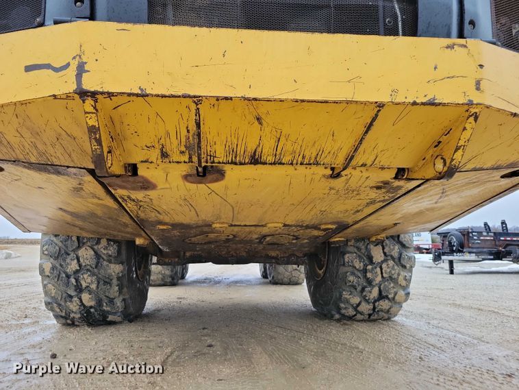 image for item EE0896 2015 Caterpillar 740B articulated haul truck