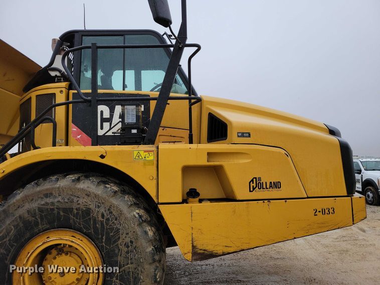 image for item EE0896 2015 Caterpillar 740B articulated haul truck