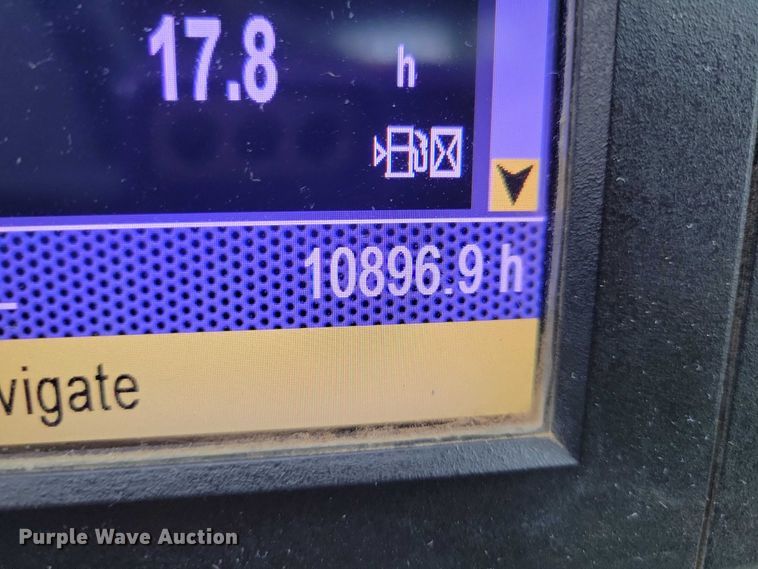 image for item EE0896 2015 Caterpillar 740B articulated haul truck