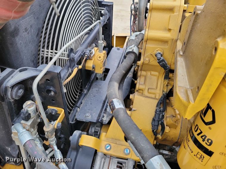 image for item EE0896 2015 Caterpillar 740B articulated haul truck