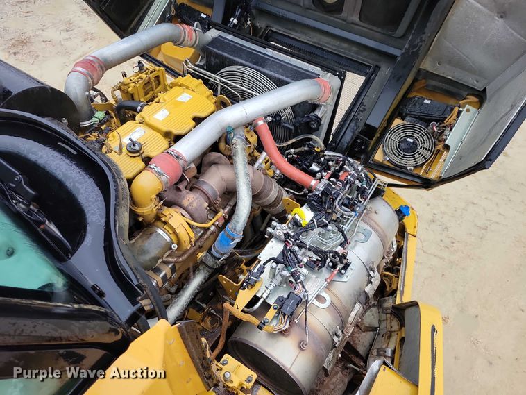 image for item EE0899 2016 Caterpillar 745C articulated haul truck