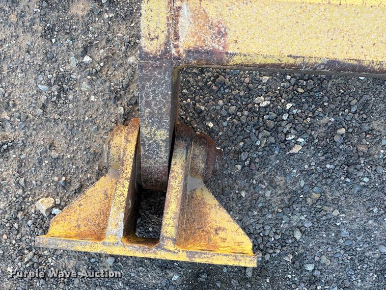 image for item EE5195 D8 dozer slope board