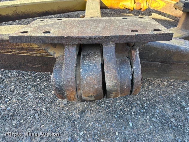 image for item EE5195 D8 dozer slope board