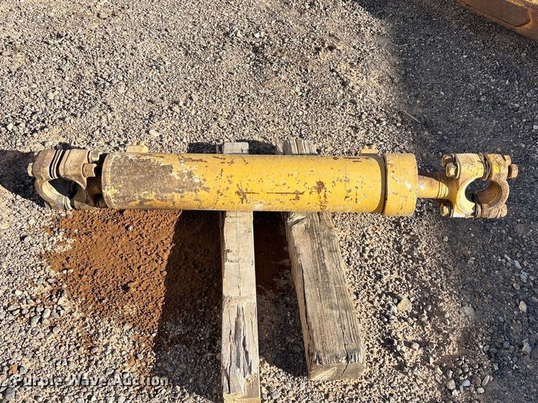 image for item EE5195 D8 dozer slope board