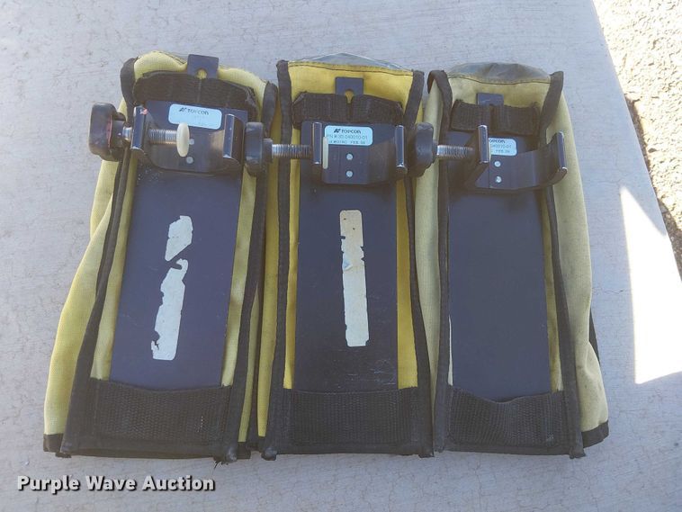 image for item EE5203 Topcon GPS equipment