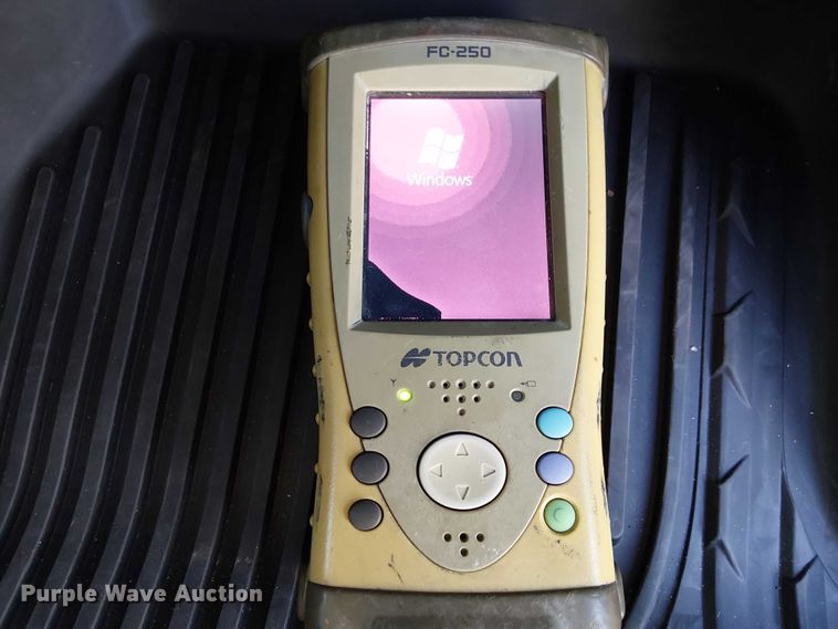 image for item EE5203 Topcon GPS equipment