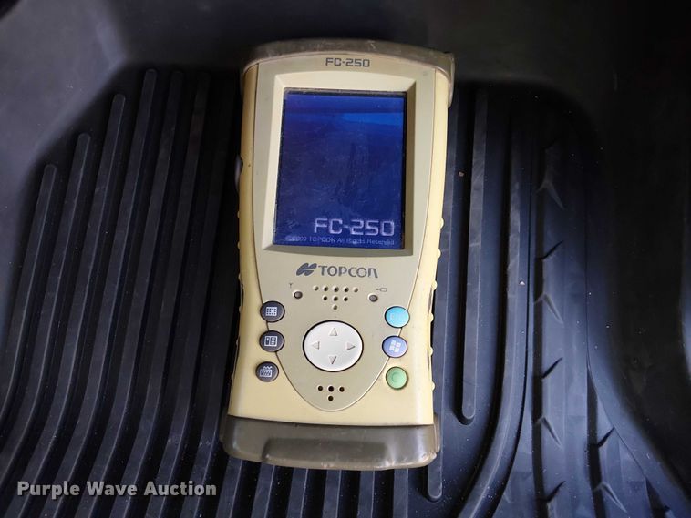 image for item EE5203 Topcon GPS equipment