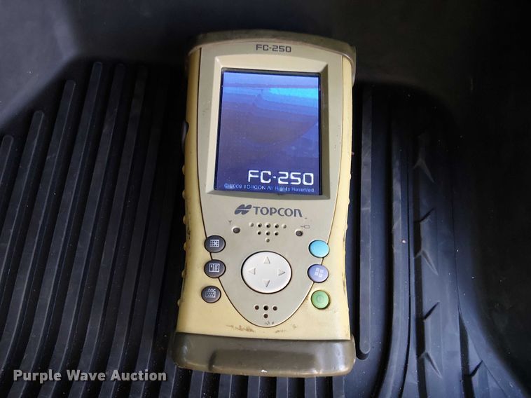 image for item EE5203 Topcon GPS equipment