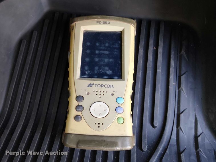 image for item EE5203 Topcon GPS equipment