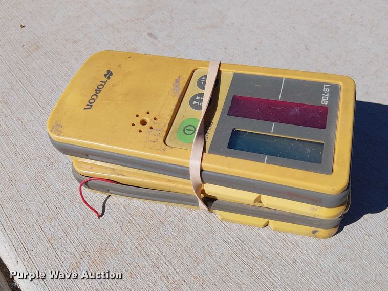 image for item EE5203 Topcon GPS equipment