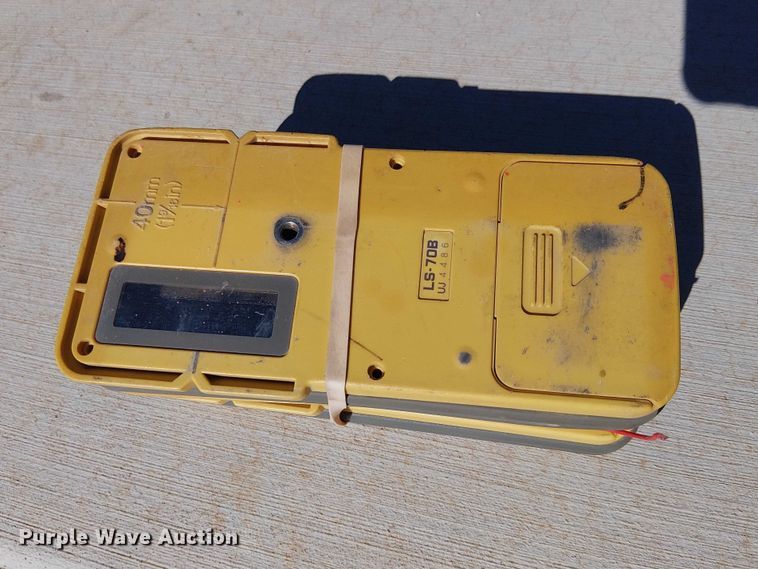 image for item EE5203 Topcon GPS equipment