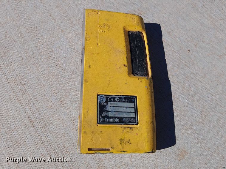 image for item EE5203 Topcon GPS equipment