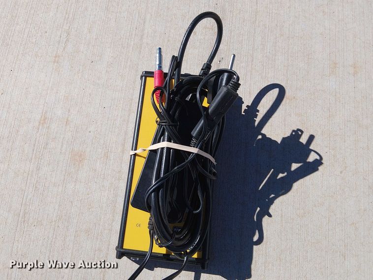 image for item EE5203 Topcon GPS equipment