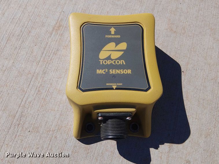 image for item EE5203 Topcon GPS equipment