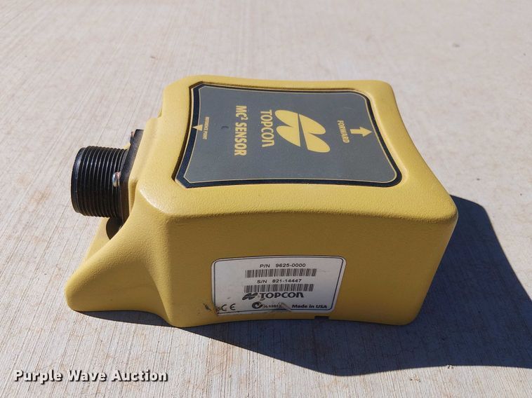 image for item EE5203 Topcon GPS equipment