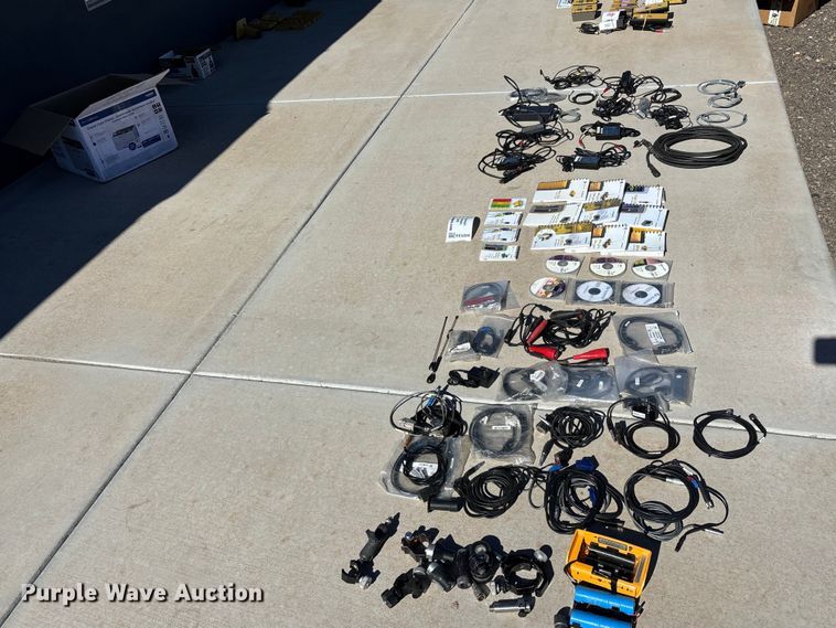 image for item EE5204 GPS equipment