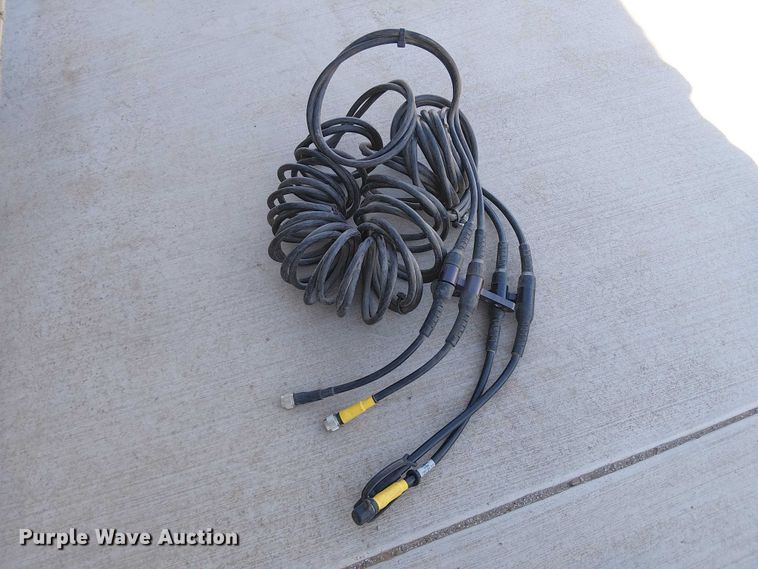 image for item EE5206 GPS cables