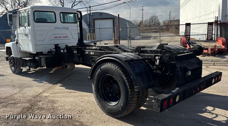 image for item EF2415 1993 Mack CS hook lift truck