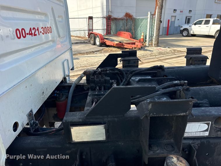 image for item EF2415 1993 Mack CS hook lift truck