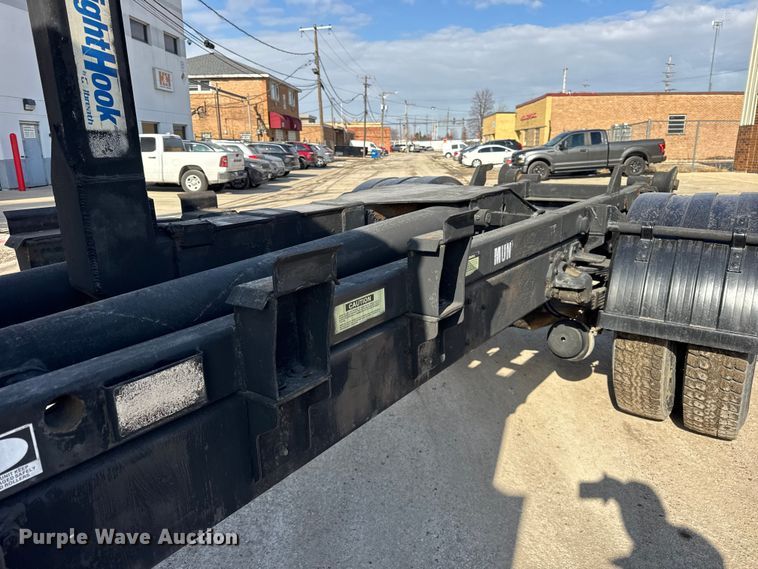 image for item EF2415 1993 Mack CS hook lift truck