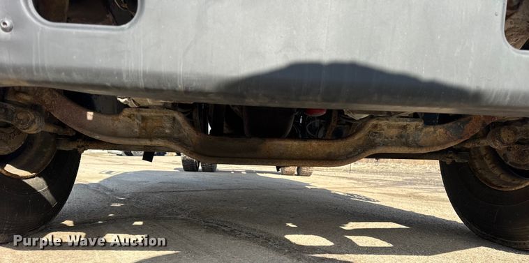 image for item EF2415 1993 Mack CS hook lift truck