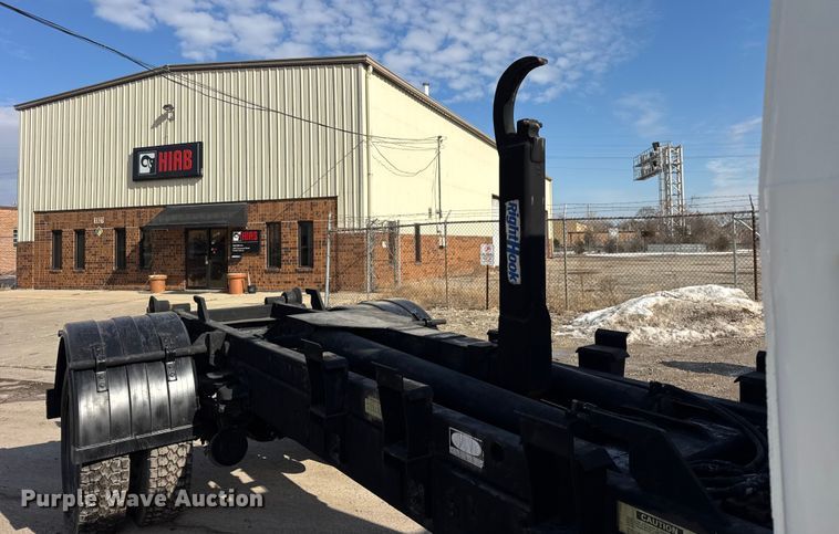 image for item EF2415 1993 Mack CS hook lift truck