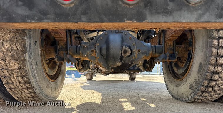 image for item EF2415 1993 Mack CS hook lift truck