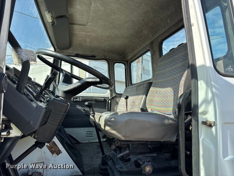 image for item EF2415 1993 Mack CS hook lift truck