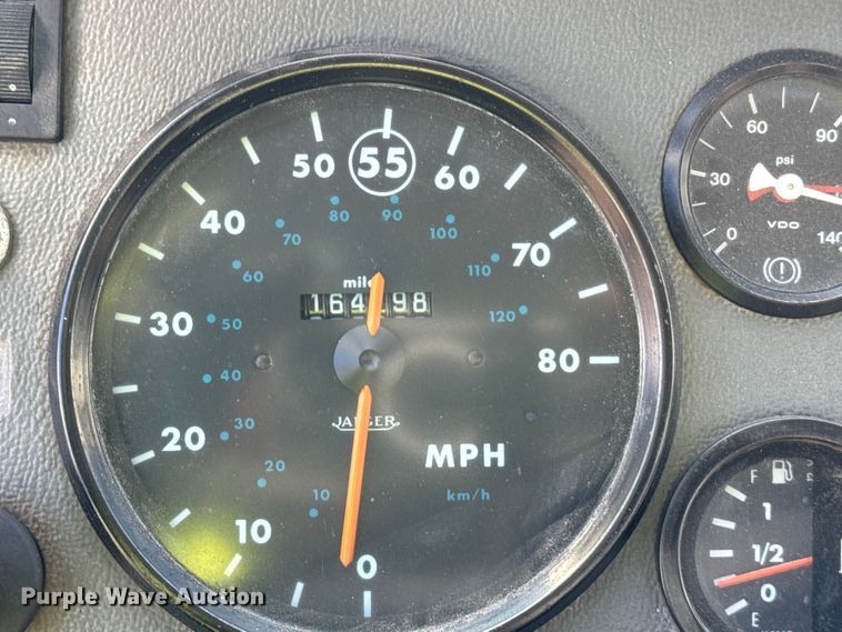 image for item EF2415 1993 Mack CS hook lift truck