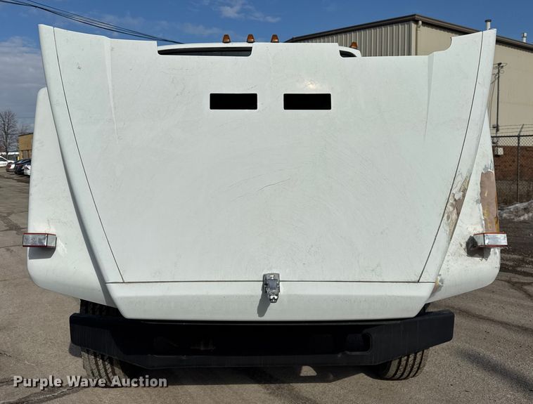 image for item EF2415 1993 Mack CS hook lift truck