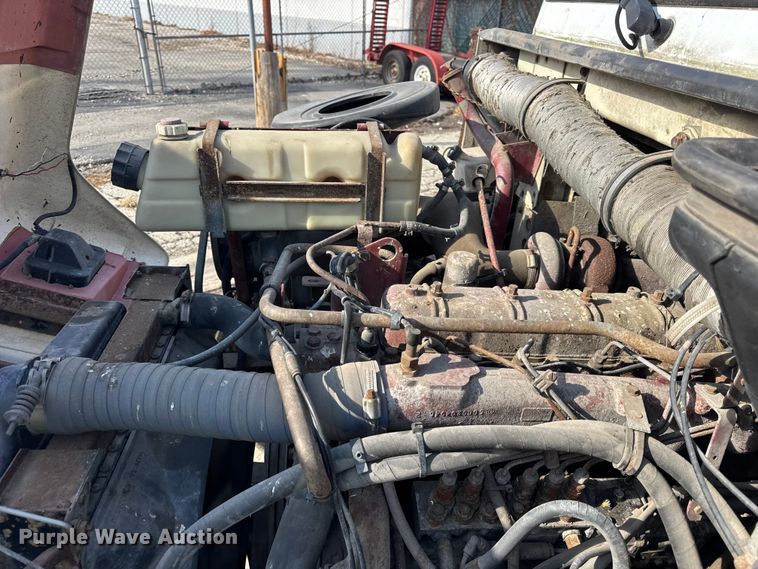 image for item EF2415 1993 Mack CS hook lift truck