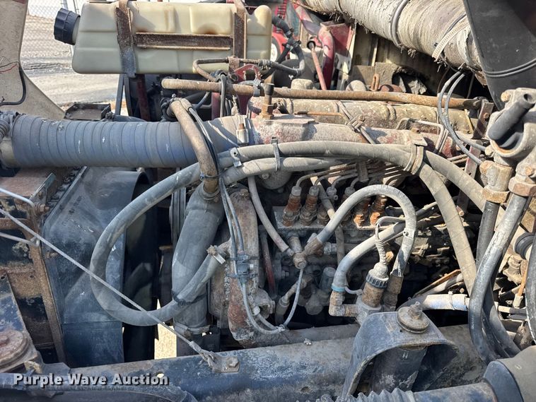 image for item EF2415 1993 Mack CS hook lift truck