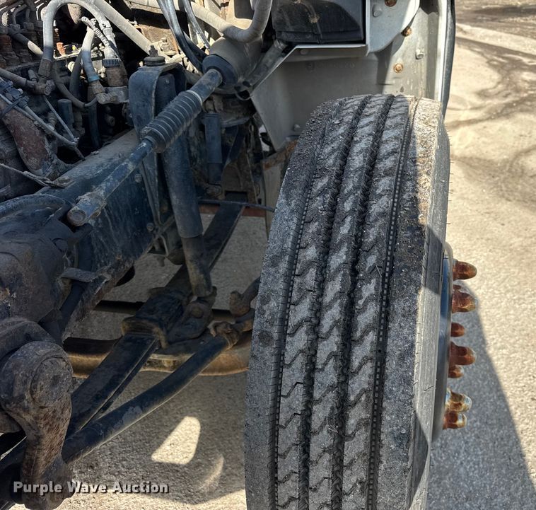 image for item EF2415 1993 Mack CS hook lift truck