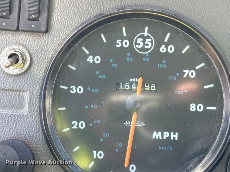 image for item EF2415 1993 Mack CS hook lift truck