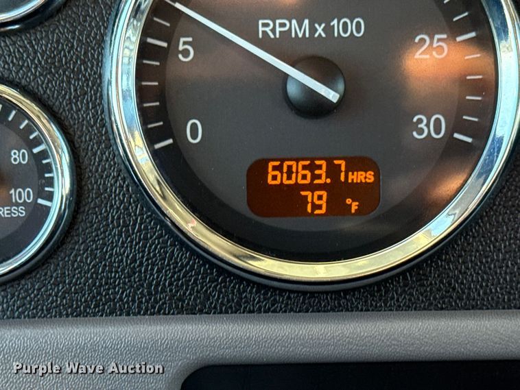 image for item EG1954 2012 Peterbilt 367 crane truck