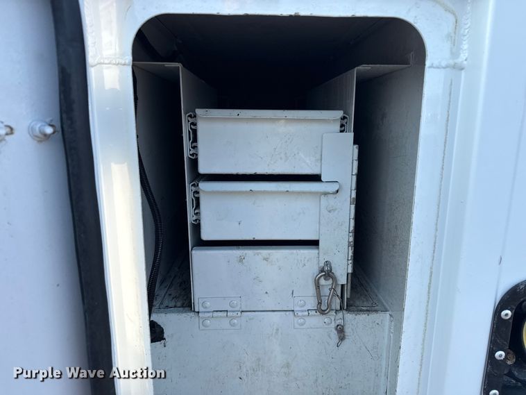 image for item EG2018 2017 Ford F250 Super Duty XL Ext. Cab utility bed pickup truck