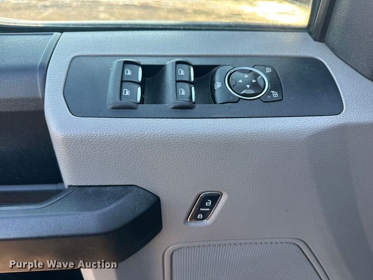 image for item EG2018 2017 Ford F250 Super Duty XL Ext. Cab utility bed pickup truck