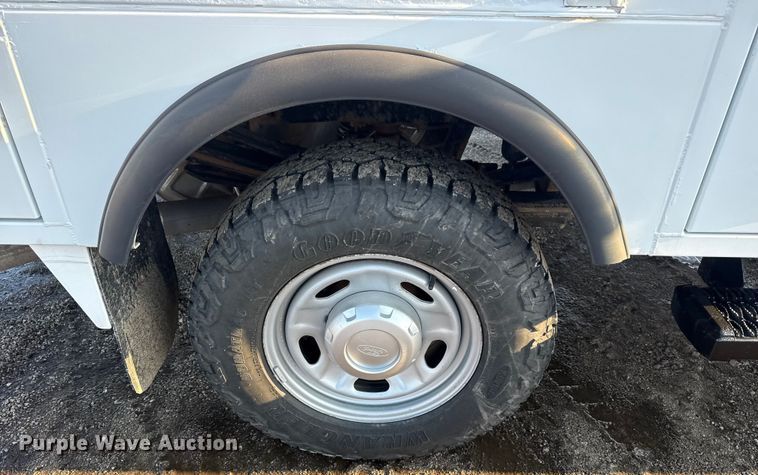 image for item EG2018 2017 Ford F250 Super Duty XL Ext. Cab utility bed pickup truck