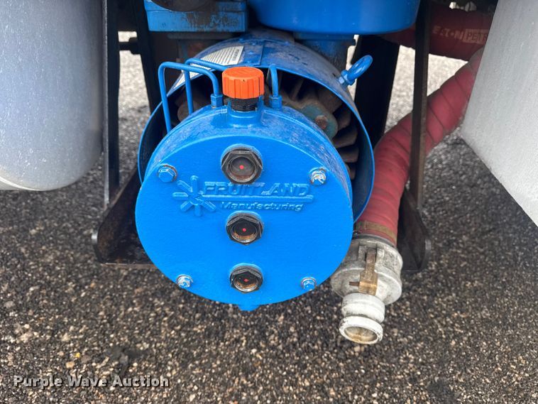 image for item EG2162 2013 Mack GU713 vacuum truck